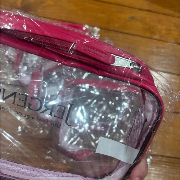 (442) x5 JERGENS CLEAR MAKEUP BAGS - Picture 7 of 9